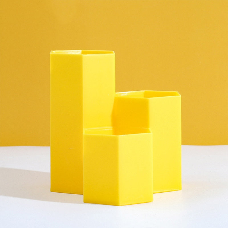 Pot à crayon jaune